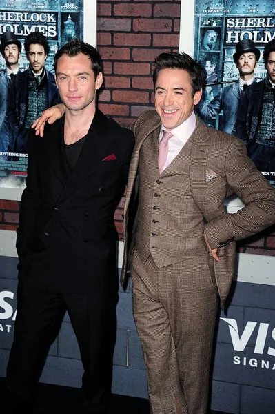 Jude Law Robert Downey Las Llegadas Para Sherlock Holmes Premiere —  Fotos de Stock