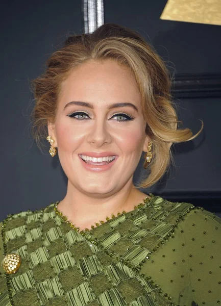 Adele Agli Arrivi 59Th Annual Grammy Awards 2017 Arrivi Staples — Foto Stock