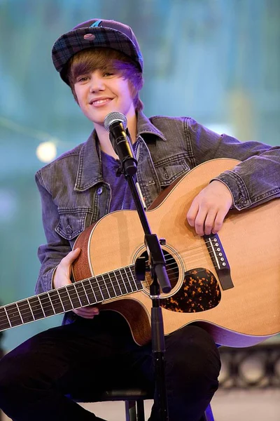 Justin Bieber Stage Good Morning America Gma Concert Justin Bieber — Stock Photo, Image