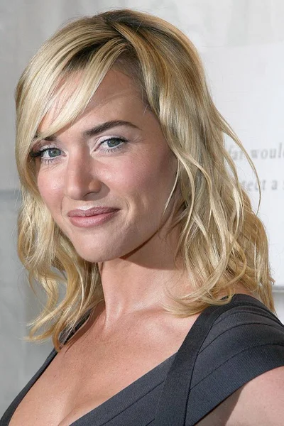 Kate Winslet Pada Saat Kedatangan Untuk Reader Premiere Ziegfeld Theatre — Stok Foto