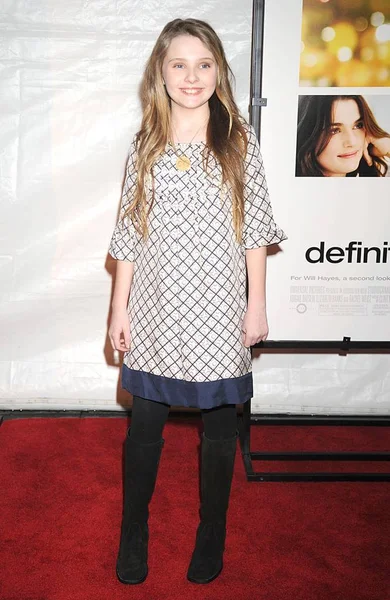 Abigail Breslin Arrivals Definitely Maybe Premiere Ziegfeld Theatre New York — Stock Photo, Image