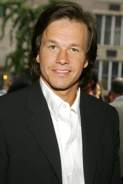 Mark Wahlberg Arrivals World Premiere Paramount Pictures Four Brothers Clearview — Stock Photo, Image
