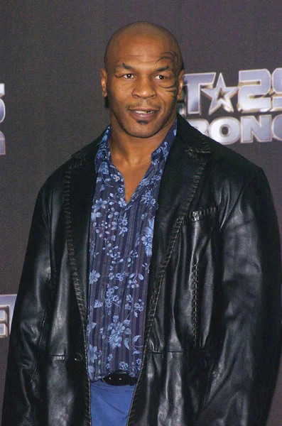 Mike Tyson Nella Sala Stampa Bet Silver Anniversary Celebration Shrine — Foto Stock