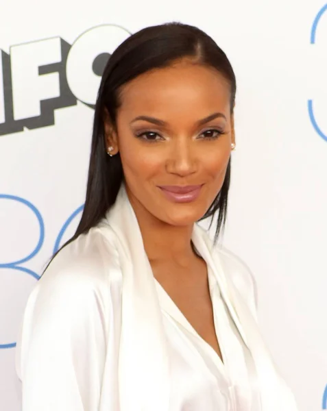 Selita Ebanks Agli Arrivi 30Th Film Independent Spirit Awards 2015 — Foto Stock