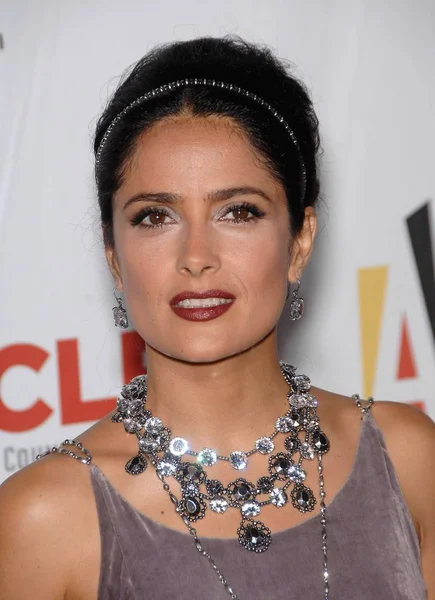 Salma Hayek Při Příjezdu Nclr 2009 Alma Awards Royce Hall — Stock fotografie