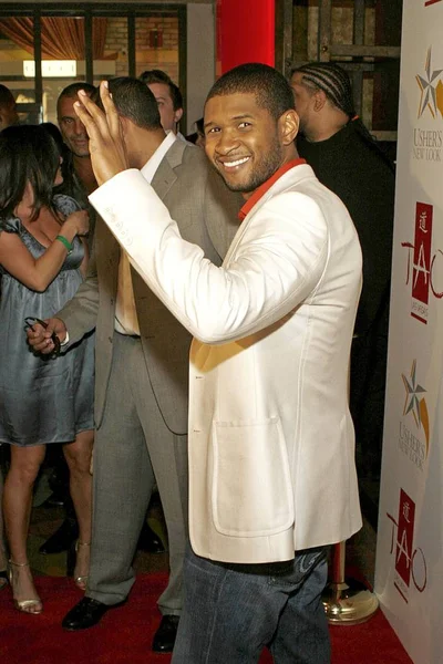 Usher Raymond Chegadas Para Usher New Look Children Charity Benefit — Fotografia de Stock