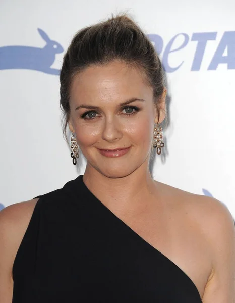 Alicia Silverstone Las Llegadas Para Gala Del 35º Aniversario Peta —  Fotos de Stock