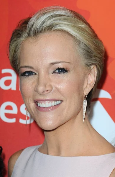 Megyn Kelly Vid Ankomst För Varietys Makt Kvinnor New York Royaltyfria Stockbilder