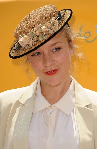 Chloe Sevigny Asistiendo Veuve Clicquot Manhattan Polo Classic Para Beneficiar Imágenes De Stock Sin Royalties Gratis