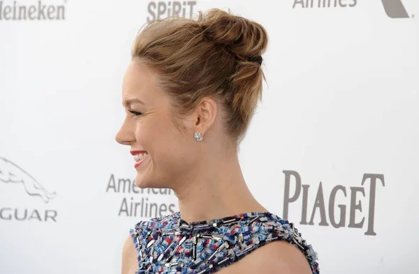 Brie Larson Érkezések 2016 Film Független Spirit Awards Érkezések Santa Stock Fotó