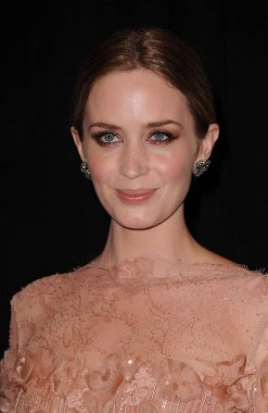 Emily Blunt Ayarlama Bürosu Premiere için gelenler, Ziegfeld Tiyatrosu, New York, NY Şubat 14, 2011. Fotoğraf: Kristin Callahan / Everett Koleksiyonu