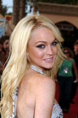 Lindsay Lohan 2005 Mtv Film Ödülleri, Shrine Auditorium, Los Angeles, Ca, 04 Haziran 2005 için gelenler. Fotoğraf: Tony Gonzalez / Everett Koleksiyonu