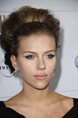 Scarlett Johansson Siyah Dahlia galası için gelenler, Sinema Sanatları ve Bilimleri Akademisi, Beverly Hills, Ca, Eylül 06, 2006. Fotoğraf: Michael Germana / Everett Koleksiyonu