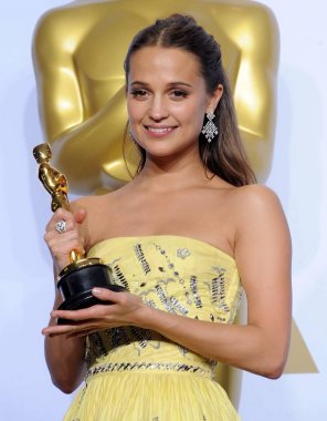 Alicia Vikander, kazanan: En Iyi performans bir aktris tarafından film için destek rolü Danca kız için basın odasında 88Th Academy Awards Oscars 2016-basın odası, The Dolby Theatre Hollywood ve Highland Center, Los Angeles, CA febr