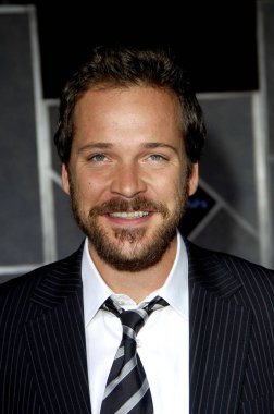 Peter Sarsgaard Flightplan Premiere için gelenler, El Capitan Tiyatrosu, Los Angeles, Ca, Eylül 19, 2005. Fotoğraf: Michael Germana / Everett Koleksiyonu