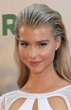 Lexi Atkins gelen Ted 2 Premiere, Ziegfeld Tiyatrosu, New York, NY Haziran 24, 2015. Fotoğraf: Kristin Callahan/Everett Collection
