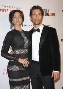 Camila Alves, Matthew Mcconaughey Matthew Mcconaughey için 28 Yıllık Amerikan Sinematek Ödülü için katılım, Beverly Hilton Hotel, Beverly Hills, Ca Ekim 21, 2014. Fotoğraf: Elizabeth Goodenough / Everett Koleksiyonu