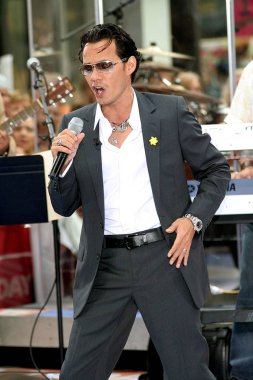 Marc Anthony Marc Anthony ile Nbc Today Show Konseri için sahnede, Rockefeller Center, New York, Ny, Temmuz 27, 2007. Fotoğraf: Steve Mack / Everett Koleksiyonu