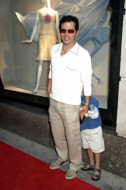 John Leguizamo Madonna Lotsa De Casha Kitap Başlatma Partisi, Bergdorf Goodman Mağaza, New York, Ny, Haziran 07, 2005 için gelenler. Fotoğraf: Rob Rich / Everett Koleksiyonu