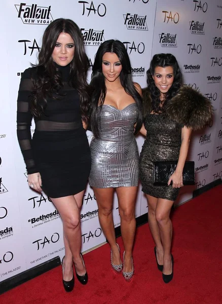 Khloe Kardashian Kim Kardashian Kourtney Kardashian Atendimento Kim Kardashian Celebra — Fotografia de Stock