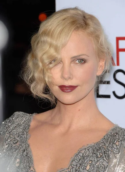 Charlize Theron Las Llegadas Para Afi Fest 2009 Gala Proyección — Foto de Stock