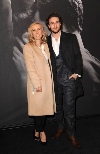 Sam Taylor Johnson Aaron Taylor Johnson Chegadas Para Fifty Shades — Fotografia de Stock