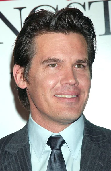 Josh Brolin Agli Arrivi Premiere American Gangster Beneficio Dei Boys — Foto Stock