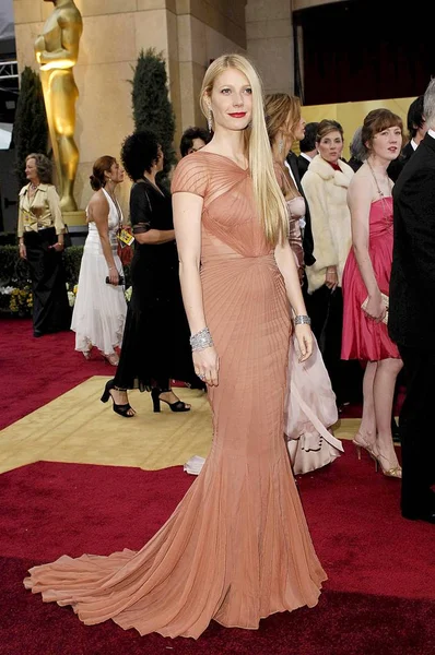 Gwyneth Paltrow Sobě Nosí Zac Posen Při Příjezdu Oscary 79Leté — Stock fotografie