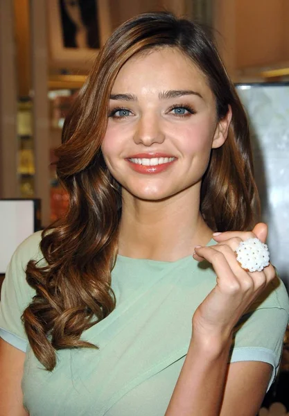 Miranda Kerr Butik Utseende För Victoria Secret Första Organiska Vegan — Stockfoto