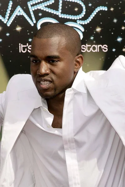 Kanye West Vid Ankomst Till 2006 Bet Awards Show Ankomster — Stockfoto
