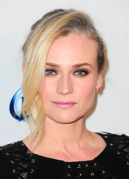 Diane Kruger Bij Aankomsten Voor Networks Series Premiere Van Fargo — Stockfoto