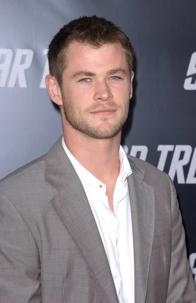 Chris Hemsworth Arrivals Los Angeles Premiere Star Trek Grauman Chinese — Stock Photo, Image