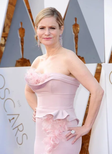 Jennifer Jason Leigh Vestindo Vestido Marchesa Chegadas Para Óscares Oscar — Fotografia de Stock