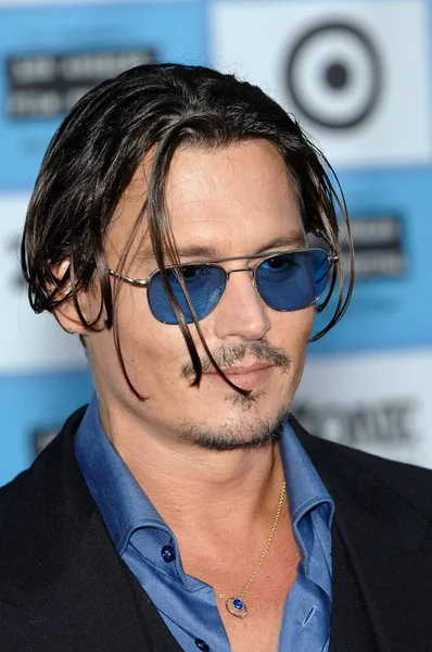 Johnny Depp Bij Aankomsten Voor Première Van Openbare Vijanden 2009 — Stockfoto