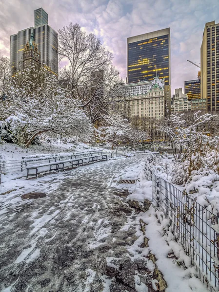 Gapstow Köprüsü Central Park New York City Deki Manhattan Simgeler — Stok fotoğraf