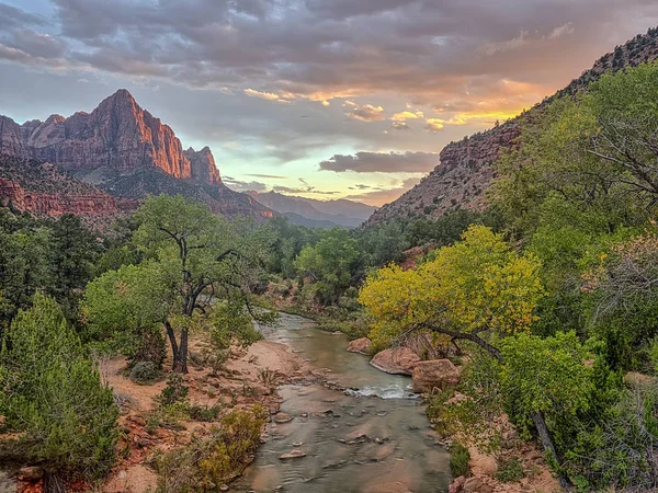 Zion Nemzeti Park Egy Amerikai Nemzeti Park Délnyugati Utahban Közelében — Stock Fotó