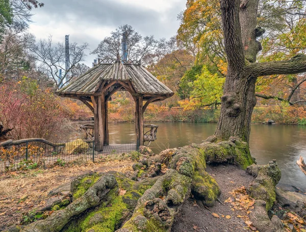 Central Park New York Sonbaharda Gazbo — Stok fotoğraf