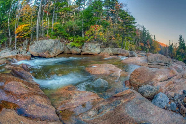 Automne Rivière Swift Dans New Hampshire — Photo