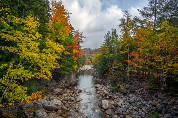 Sonbahar New Hampshire Daki Swift Nehrinde — Stok fotoğraf