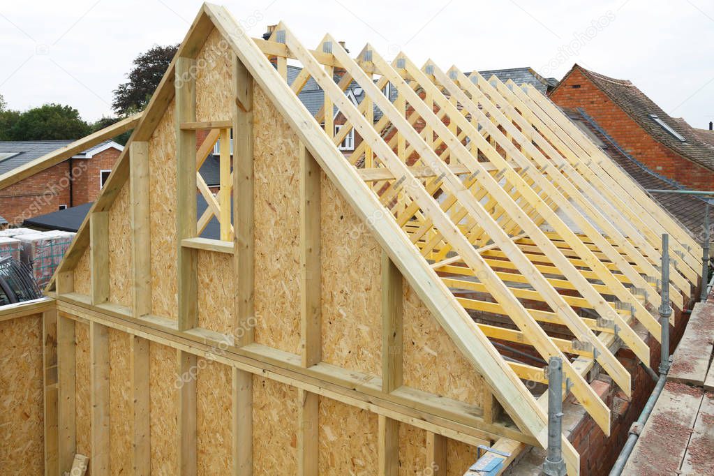 Timber frame house roof