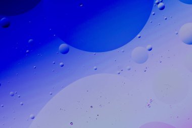 Kırmızı, turuncu, mavi, sarı soyut tasarım, çok yoğun renklerle dolu. Resimler, masaüstü, duvar kağıdı vs. için ideal.