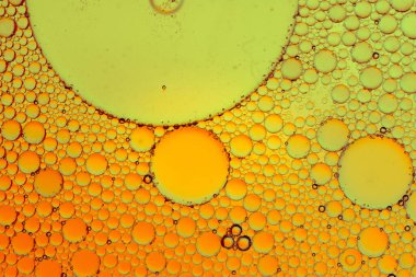 Kırmızı, turuncu, mavi, sarı soyut tasarım, çok yoğun renklerle dolu. Resimler, masaüstü, duvar kağıdı vs. için ideal.