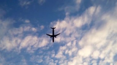 Uçak iniş tatil günbatımı