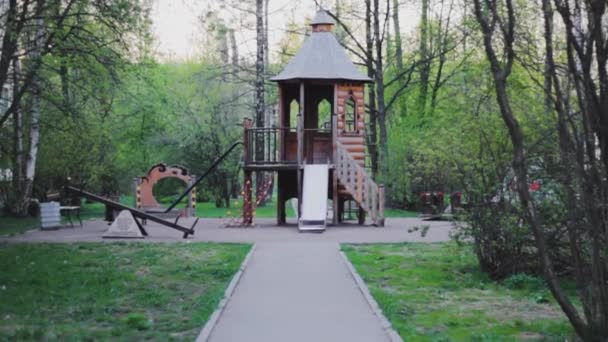 Fából Készült Játszótér Szabadtéri Ház Park — Stock videók