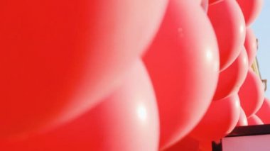 kırmızı balonlar arka plan kutlama aşk satışı