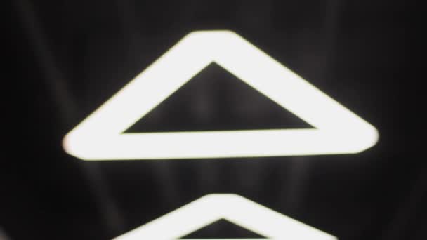 Trojúhelníkové Svítidlo Rám Pozadí Neonové — Stock video