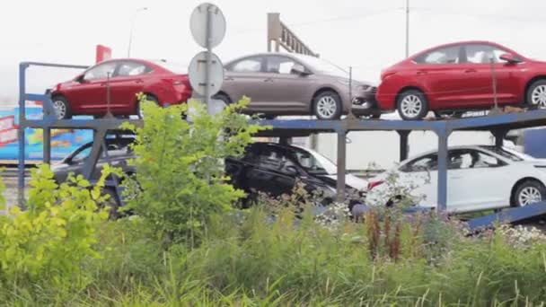 Auto Transportador Transporte Camiones Coches — Vídeo de stock