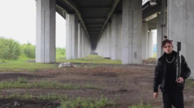 gangster silah bazuka silahlı saldırı agresif ile tehdit