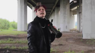 rap yıldızı gangster şarkıcı müzik sanatçısı grubu