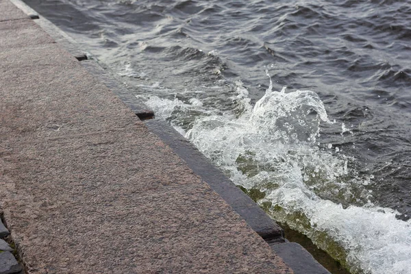 Olas Golpean Fondo Del Muelle Tiempo Rompeolas — Foto de Stock